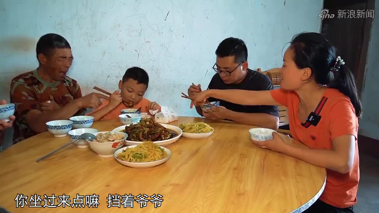 壮乡小莫究竟为何和泥鳅妹分道扬镳?网友一句话道出其中缘由!