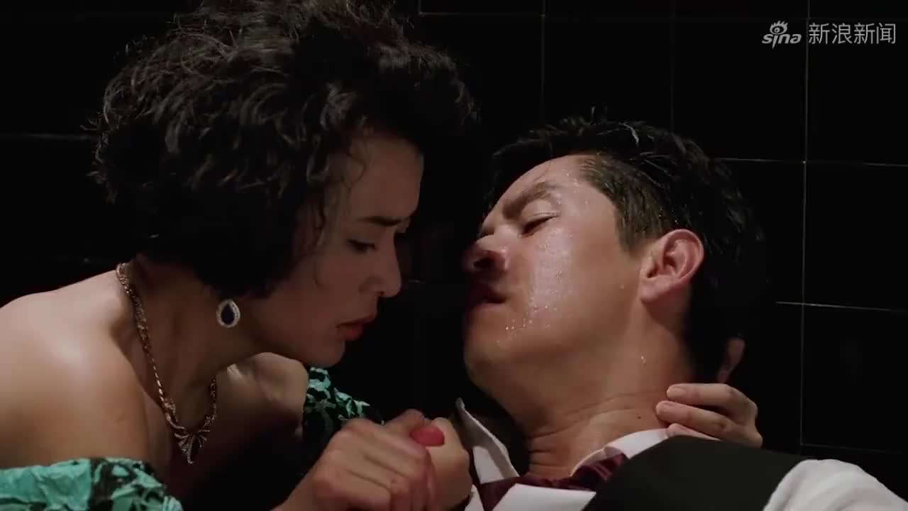 赌城大亨2:赌王就是赌王,被人拿枪指着还能这么淡定,佩服!