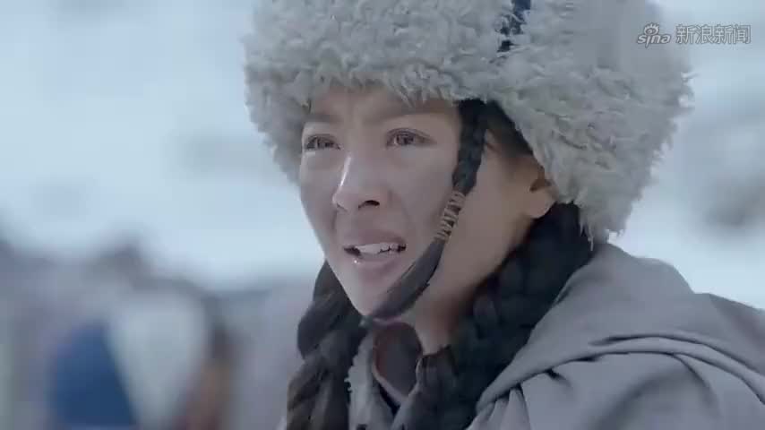 雪地娘子军:金大满突然挟持了五哥,谁料金大满却发现了意外之人