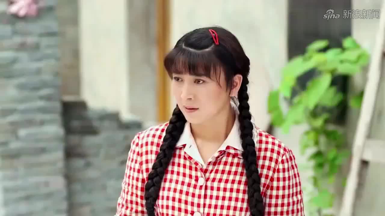 俺娘田小草:老爸好喝好赌,结果自己孩子不见,骂起自家闺女