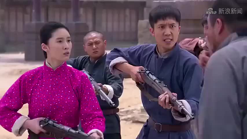 大秧歌:秧歌疯子回虎头湾,海螺嫂为了干部,竟不敢护短