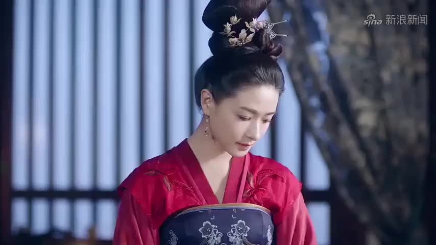 独孤靖瑶精心打扮好,哪料被沈珍珠给截胡,心中产生怨恨