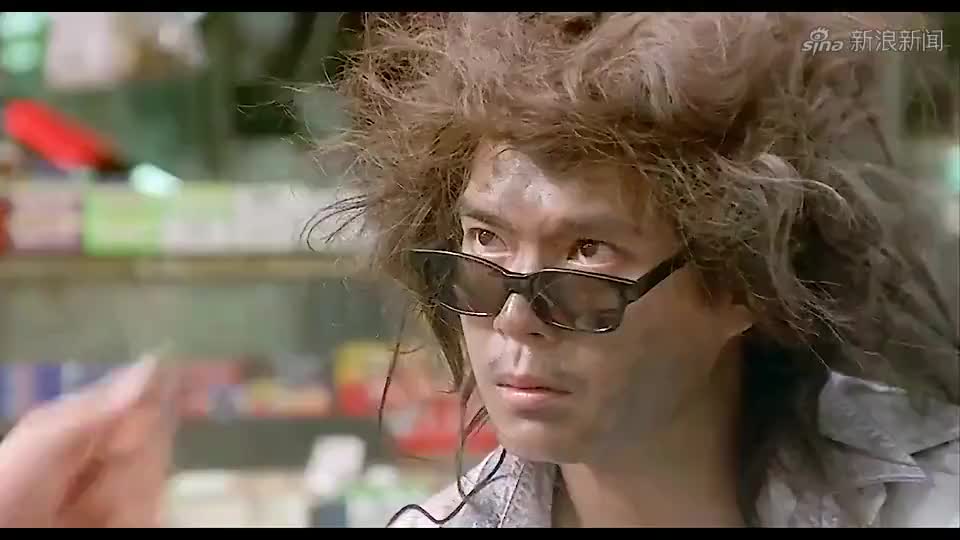 不二神探:不愧是功夫皇帝,李连杰身手敏捷,暴打悍匪