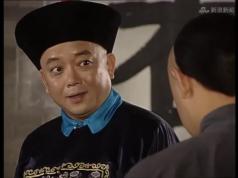 纪晓岚:和珅当众要打纪晓岚,纪晓岚:和大人,你敢打我呀?