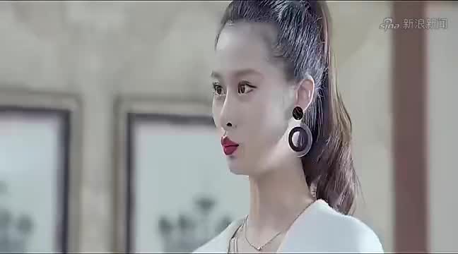 灰姑娘已成了总裁的妻子,今非昔比的她,直接挑衅心机女,霸气!