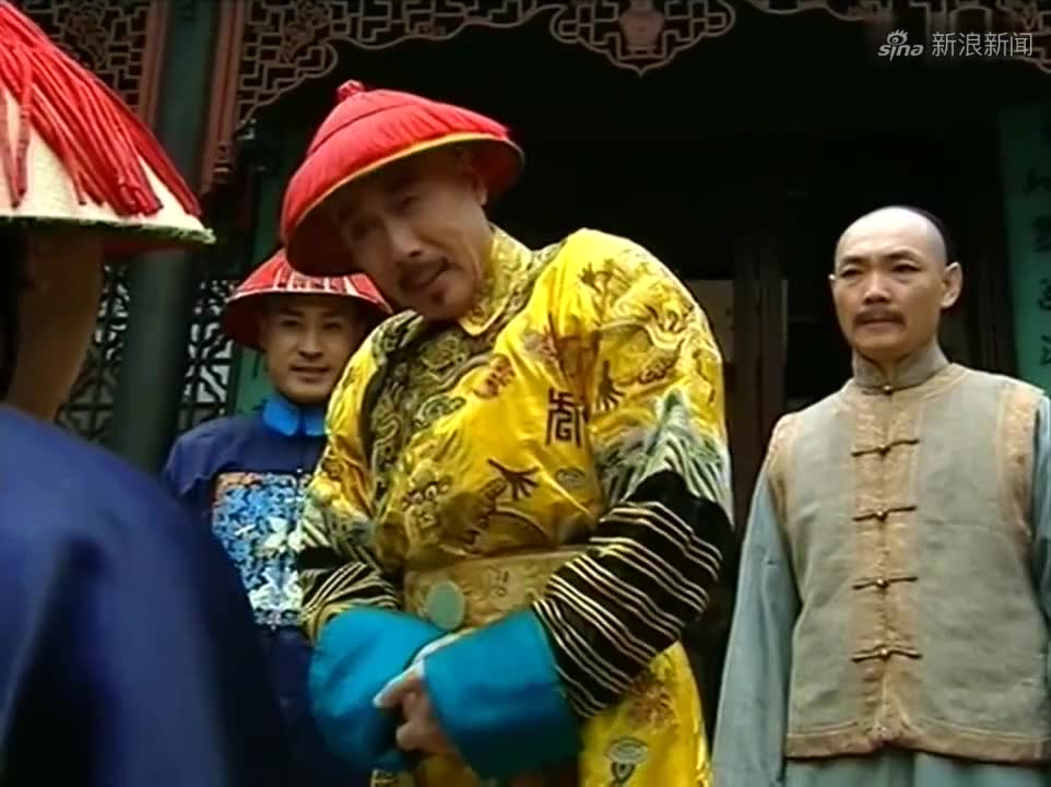 乾隆王朝:这个县令来头不小,来拜见皇上,乾隆竟亲自出门迎接