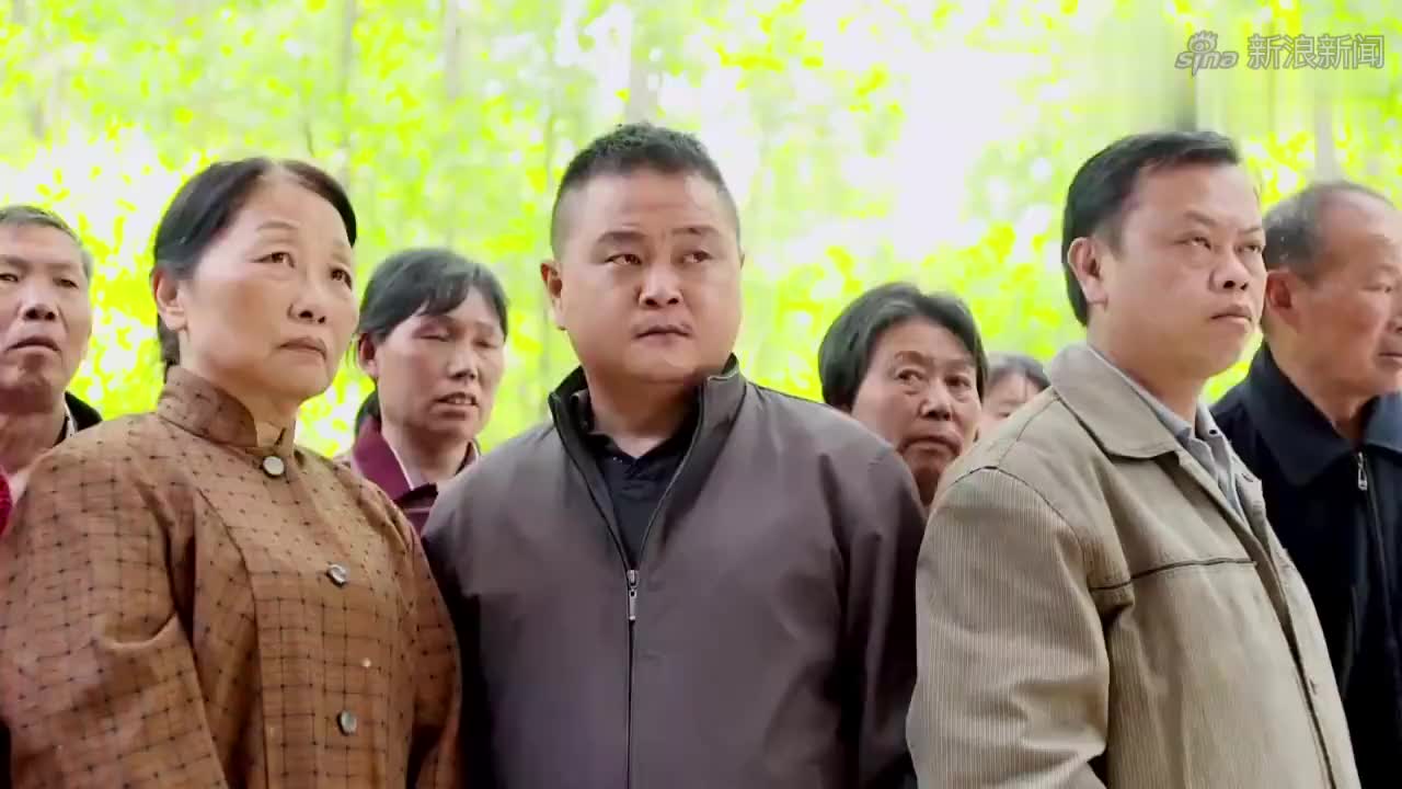 田小草结局:老妈从小对表兄妹好,亲儿子记恨她,长大了才忏悔