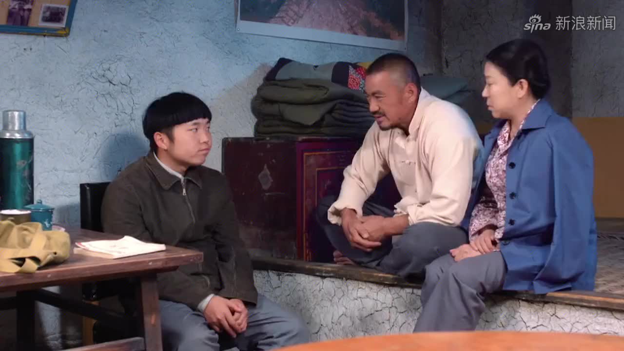 青谷子:三胖子没钱交罚款,自己都没想到,被班花看上