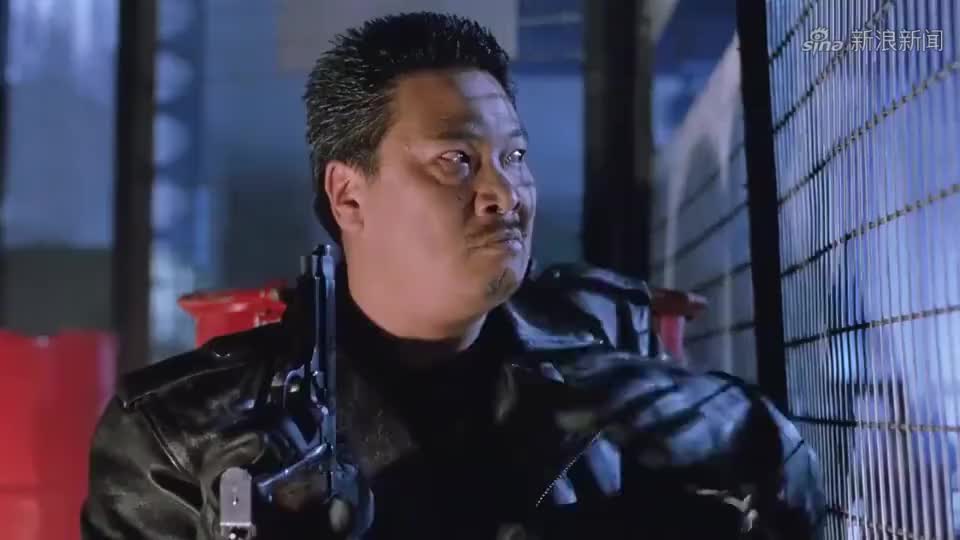 星爷本已蒙混过关,谁知被达叔拆穿,真是猪队友