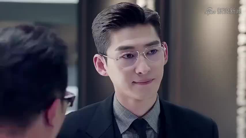 温暖的弦,看看小潘总这位真正的高手,就是与众不同,太帅了