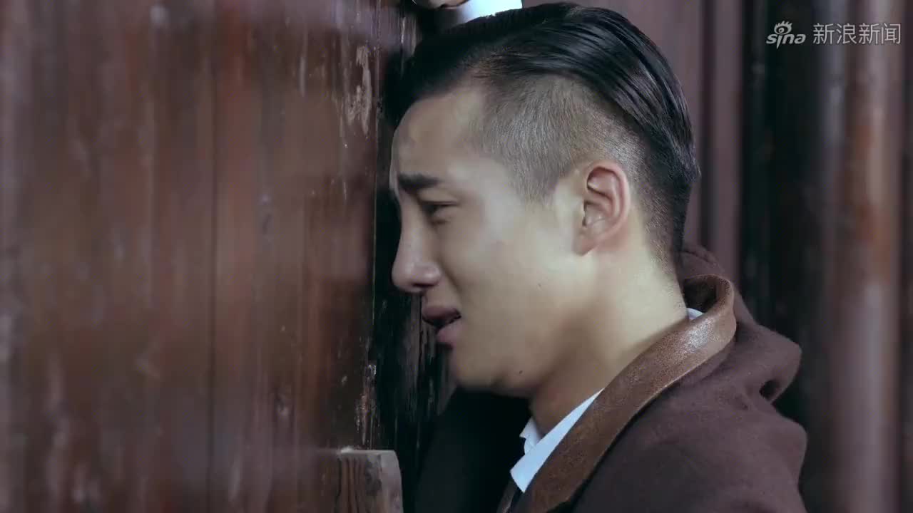 铁血殊途:不孝子!董守业被锁祠堂苦苦哀求,董夫人怒其不争