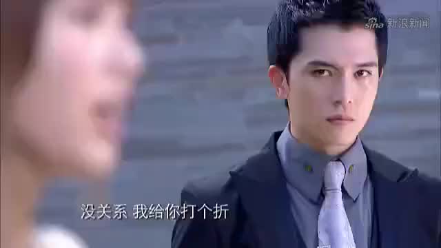 爱情睡醒了:两人被困在山洞里,项天骐为了保护刘小贝受了伤