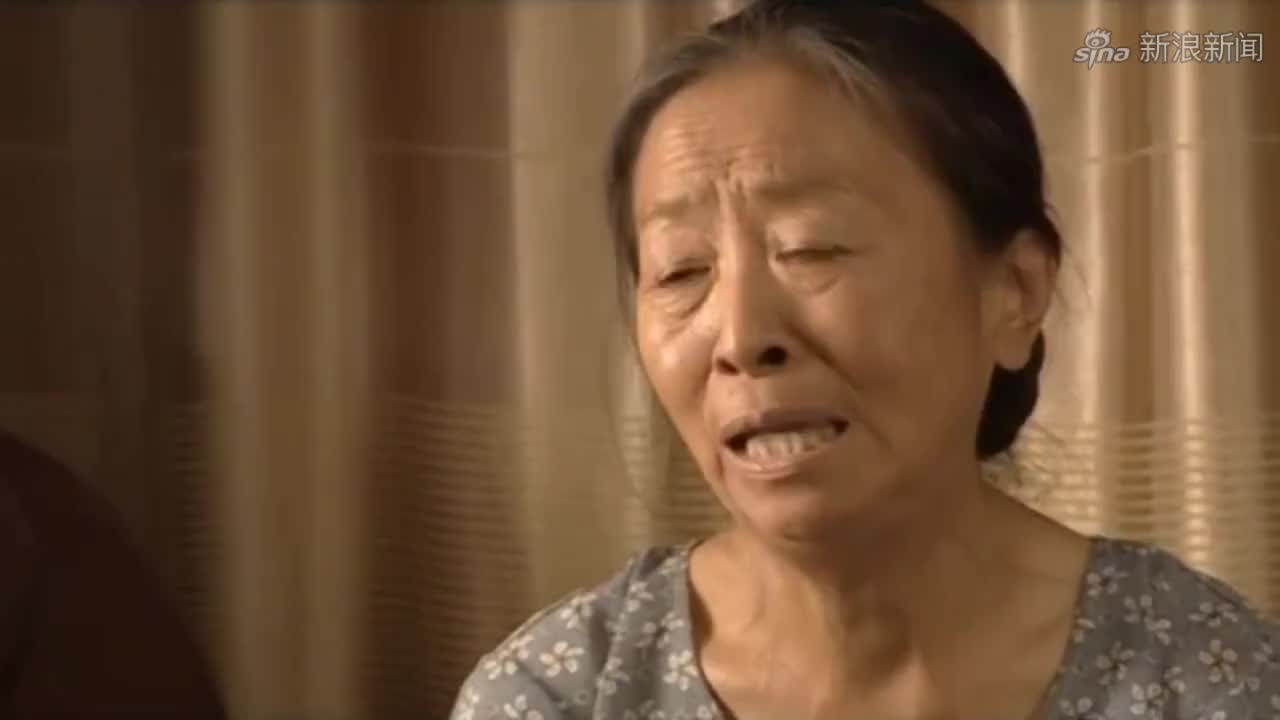 我的丑娘:小旭请丑娘去看电视,丑娘拗不过,这一刻丑娘很幸福