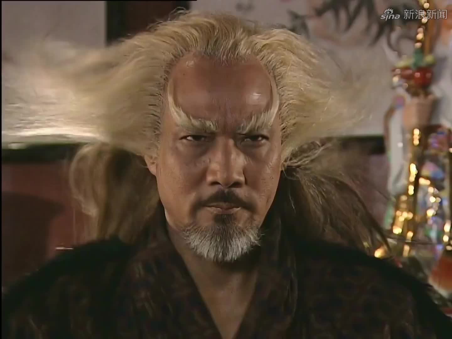 尹仲用邪功杀人,没想到童心竟练成了雷电法术!