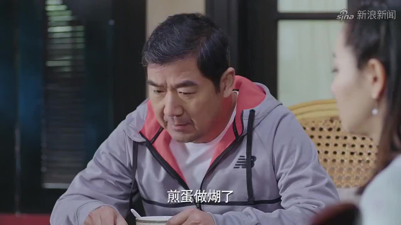 老爸的爱情,残疾女孩太孝心,把治病钱给干妈还债,真是心地善良