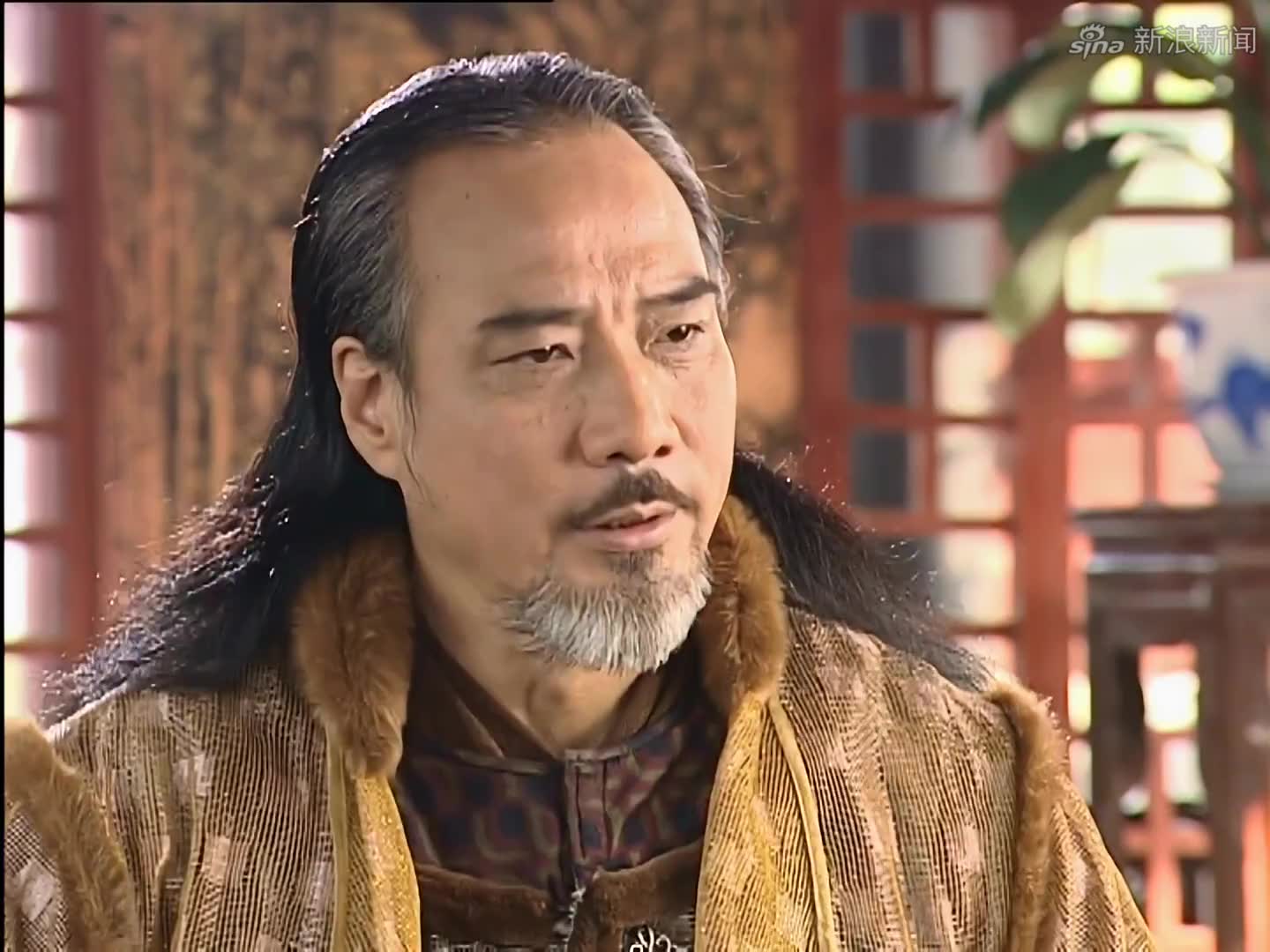 水月洞天:尹仲嘲讽天雪,新婚第一天丈夫就不见,结果被塞狗粮了