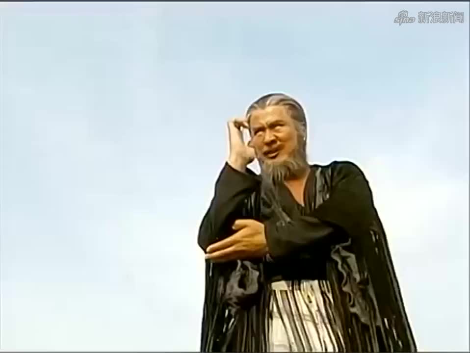 火云邪神的如来神掌太厉害了,少林方丈亲自出手,却一招都接不住