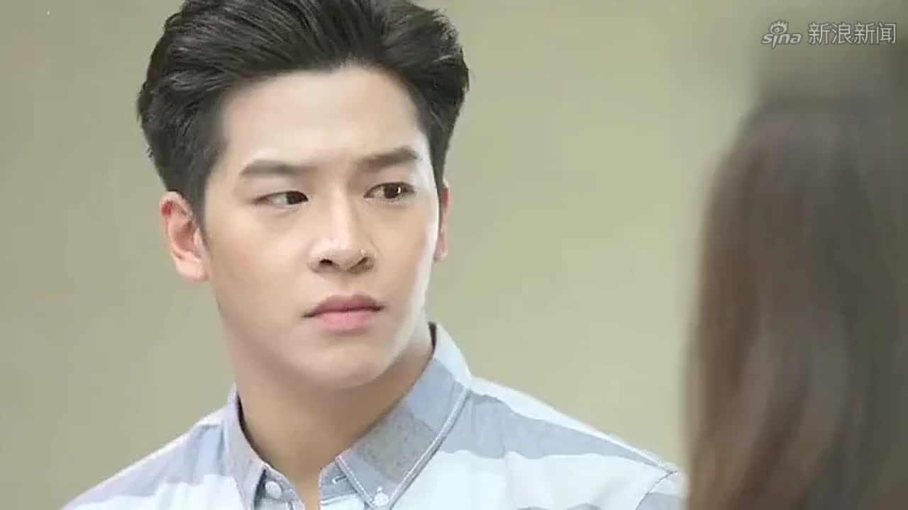 火之迷恋:为了不让男友跟着自己,拿钱打发他,再去跟小男友要