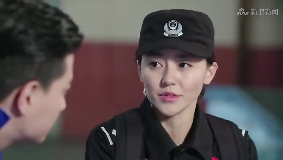 警花与警犬:陈博士和倪娜发现,巴音又来医院等苏实,俩人特伤心
