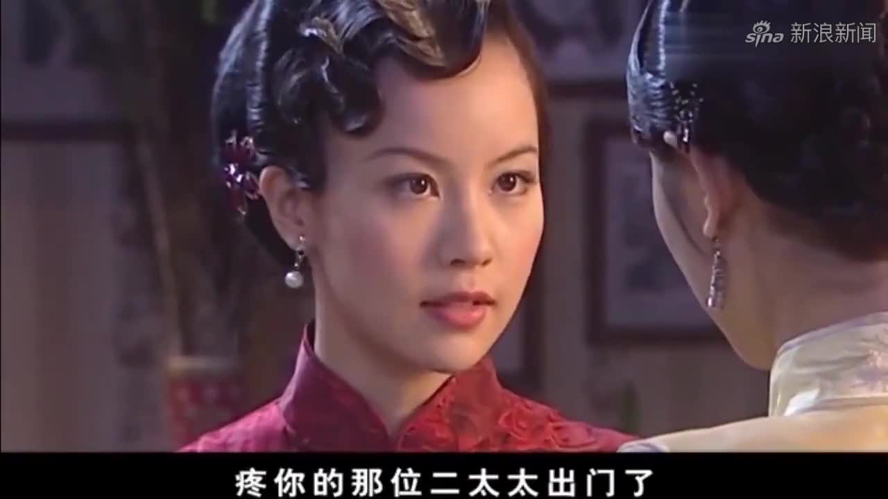 铁梨花:老爷看上奶娘,谁知姨太太嫉妒了,直接用红烙铁毁她的容