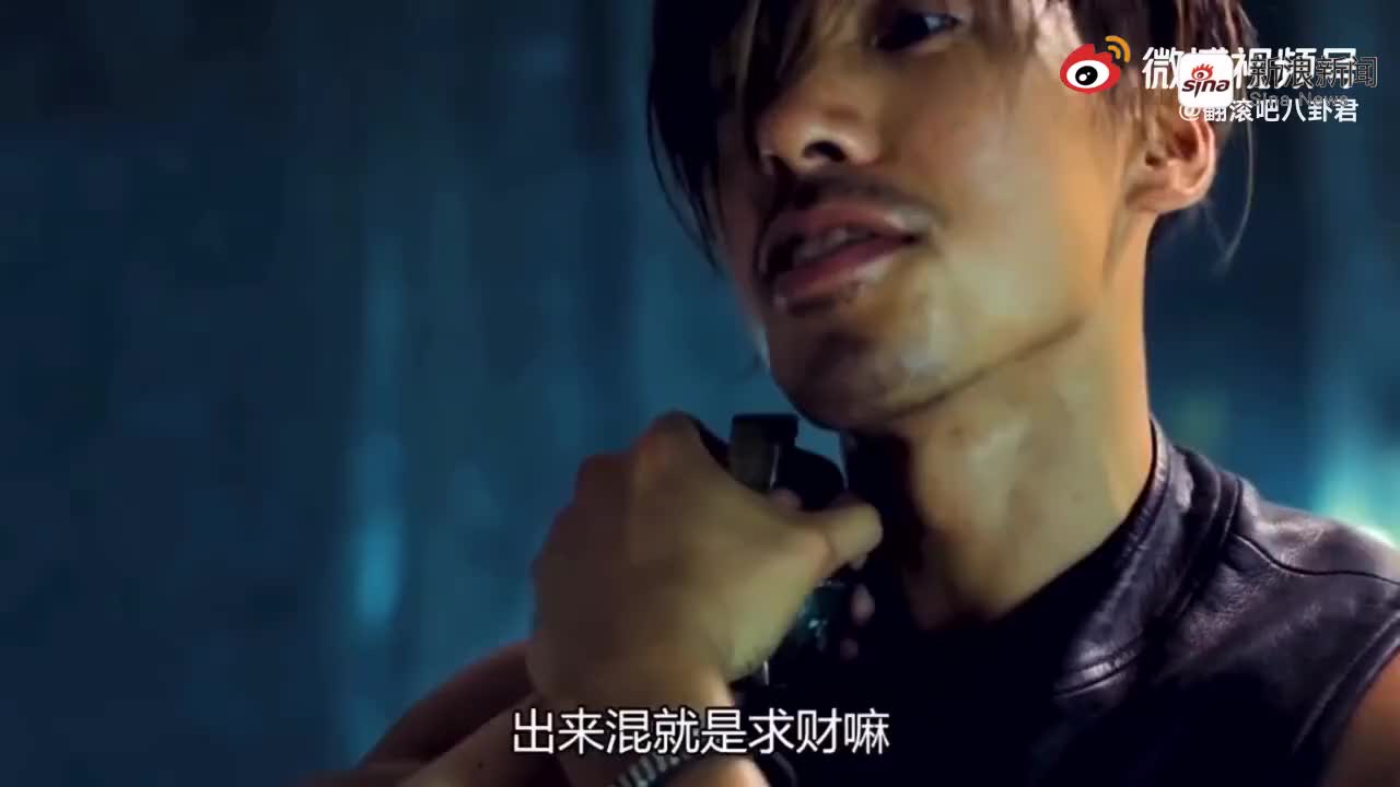 古惑仔:抽雪茄我就服万梓良,一根雪茄,在他嘴里咋就这么香呢