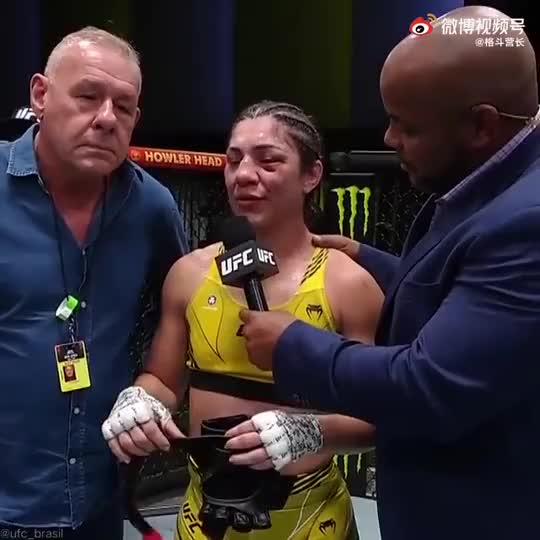 ufc最抗揍的拳手!"小麻"迪亚兹超强攻击时刻