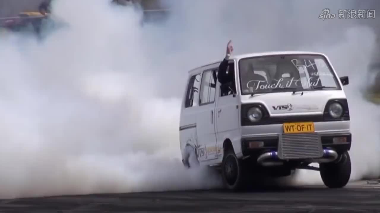 铃木gsxr1000弹射起步,简直太帅气