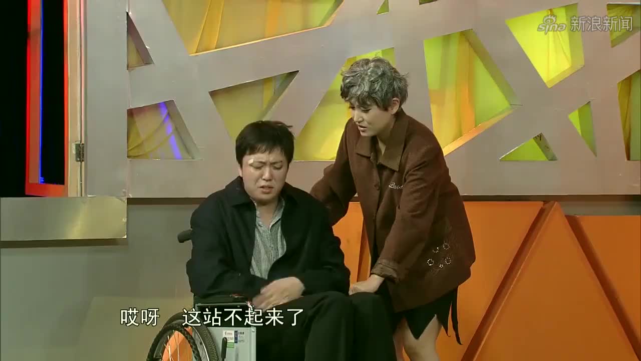 小品《密码》:高秀敏银行取钱闹乌龙,让人笑的喘不过来气