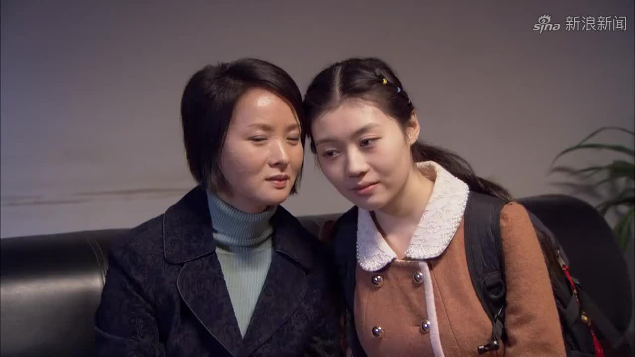 袖珍妈妈:周兰心疼袖珍人!帮袖珍人争名额,袖珍人瞬间感动!