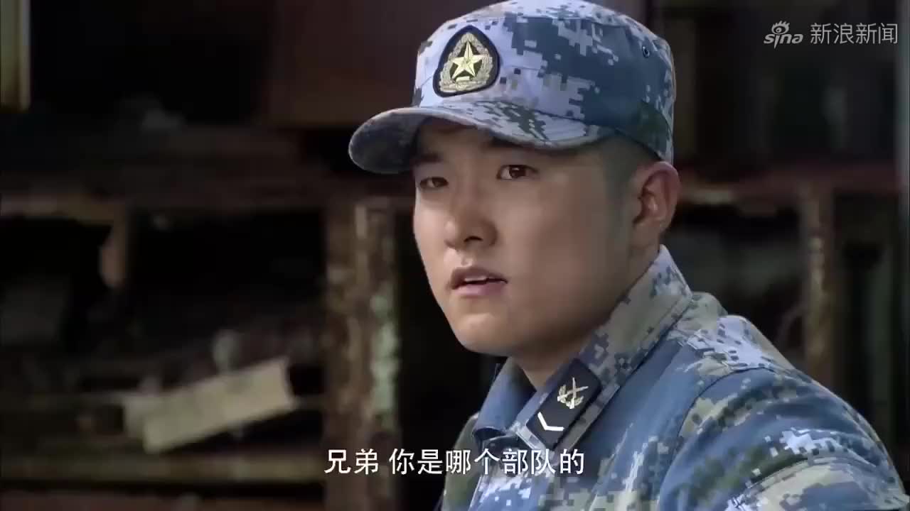 电视剧:小鱼带众人荒岛求生,鲁炎对其刮目相看,全员成功上岸