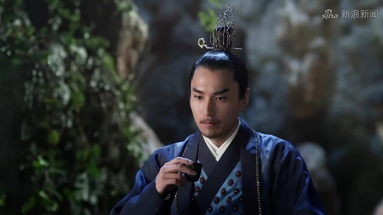 昆仑虚不收女弟子,谁知墨渊竟收白浅当徒弟,这大概就是爱情吧