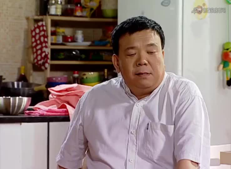 家有儿女:刘星的交际能力还真是优秀,去次理发店还搞了一个头套