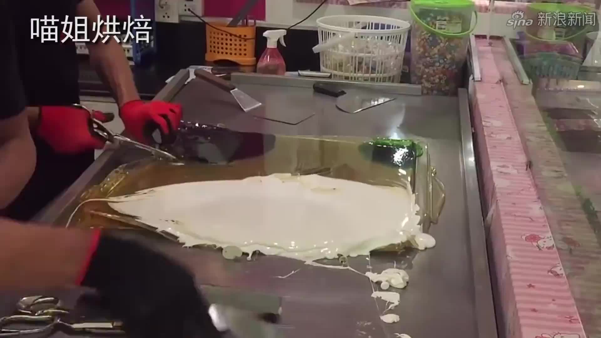 小情人的真香定律,再好看的糖果,也抵不过香喷喷的鸡腿!