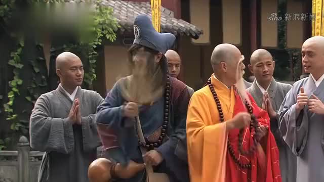 活佛济公:济公请出伏虎罗汉,他一顿比划,罗汉立马去降伏蜥蜴精
