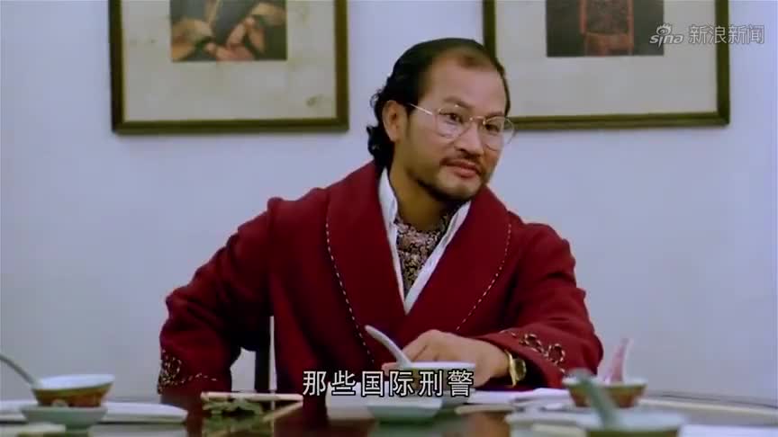 黑帮大哥请手下吃饭,请了全香港最好的斋饭师傅,做了一手罗汉斋