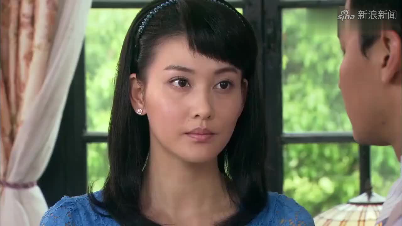 后妈的春天:保姆送小孩上学误伤手臂,富少心疼,关心伤势