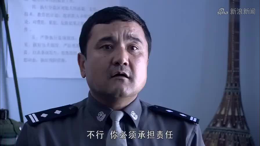 大漠高墙,徐利群惹怒狱霸,遭到狱霸毒打,看着真过瘾