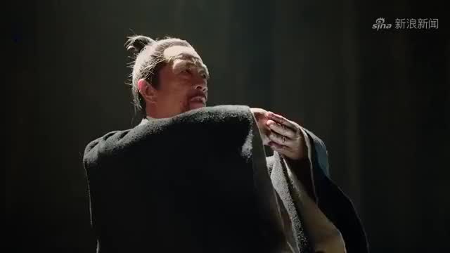 年轻的赵泱不服赵闳抢走皇位,可如今他有机会回宫,他却不行动