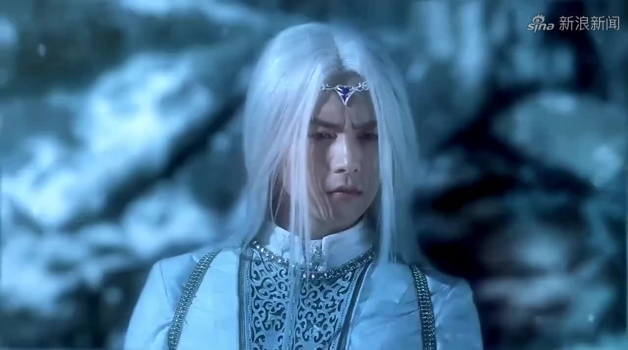 岚裳抱怨卡索只喜欢梨落,谁料樱空释却说卡索可以同时娶了她们