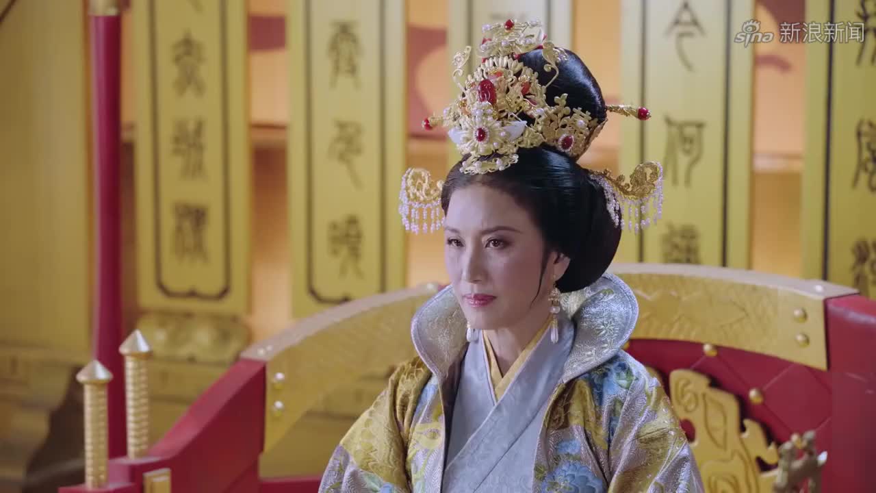 武媚娘传奇:贵妃气的摔东西,让宫女给自己梳妆,要去其它宫