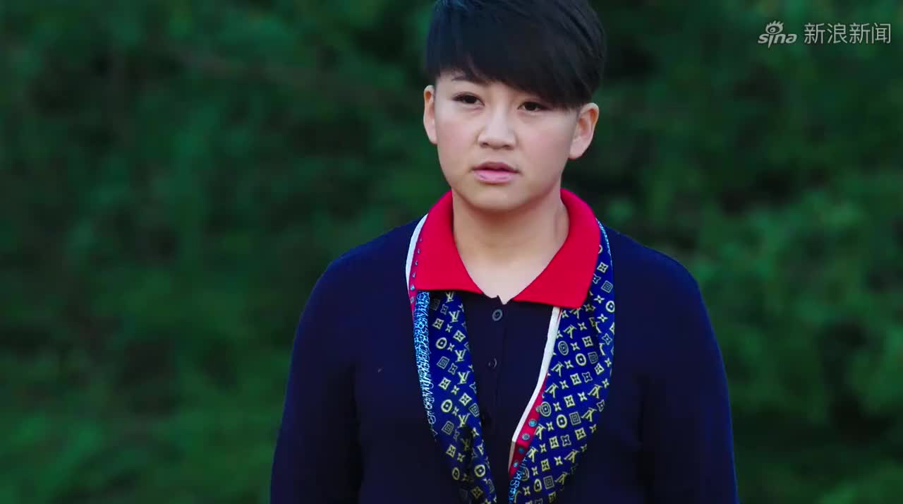 乡村爱情:杜悦来找李副总,瓶底子太烦人,挺会来事