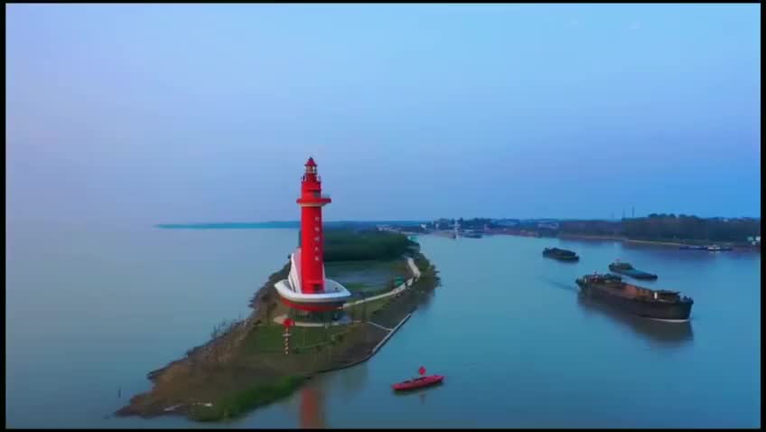 邵伯湖航标灯塔:守护运河 照亮船行夜航路