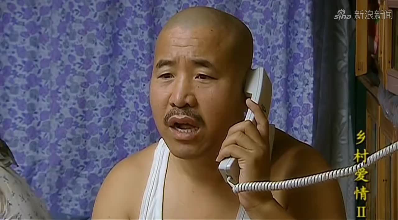 乡村爱情:大脚脾气一上来,把刘大脑袋腿打折了,长跪慌了