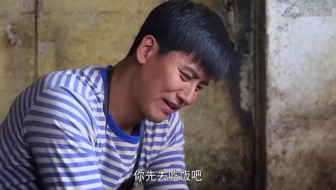 满仓进城:满仓得了第一名正高兴呢,谁知湖中有人欲跳水轻生!