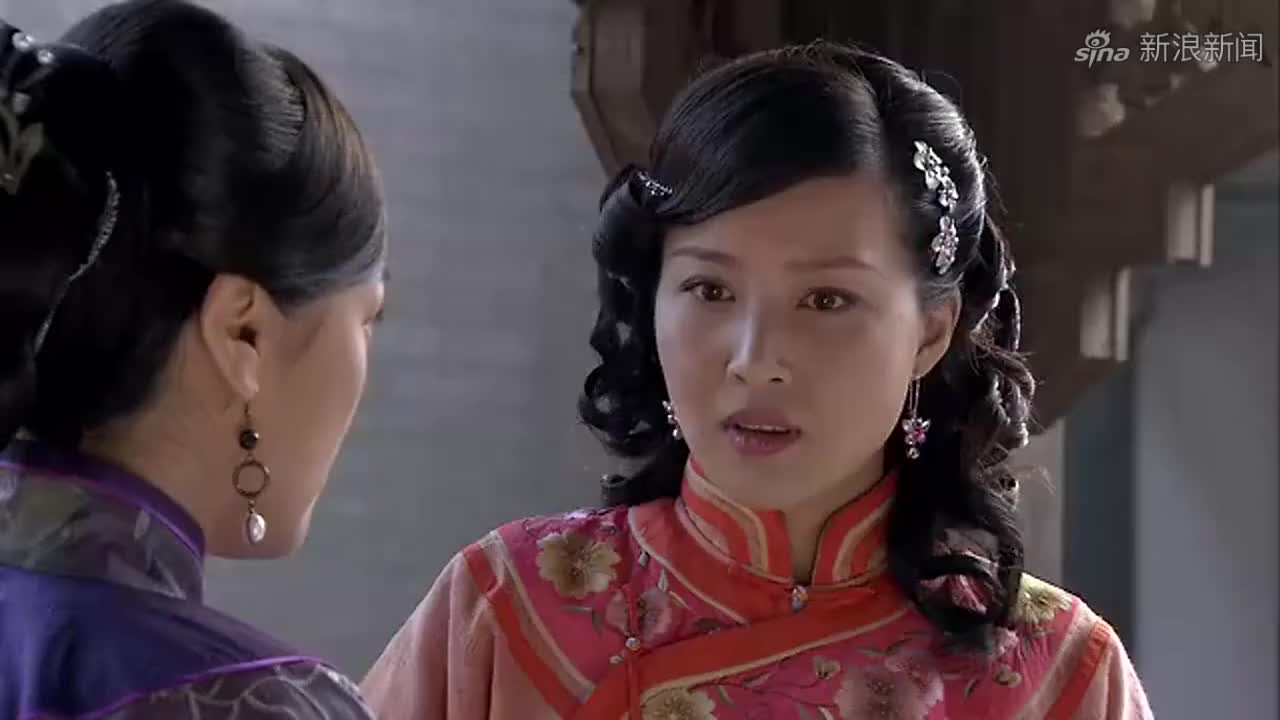 姨太太争风吃醋,对别人的事儿倒是打听的挺清楚,被教训也活该