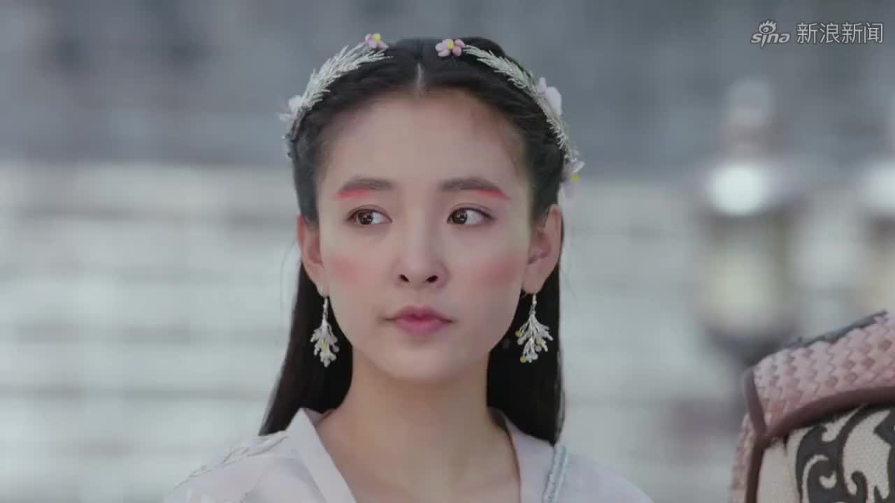 择天记:长生蒙眼对战天海牙儿,打的他都服了,解气