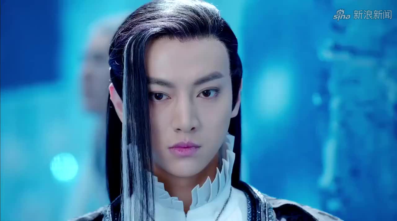 幻城:樱空释看出岚裳喜欢卡索,故意戏弄起岚裳