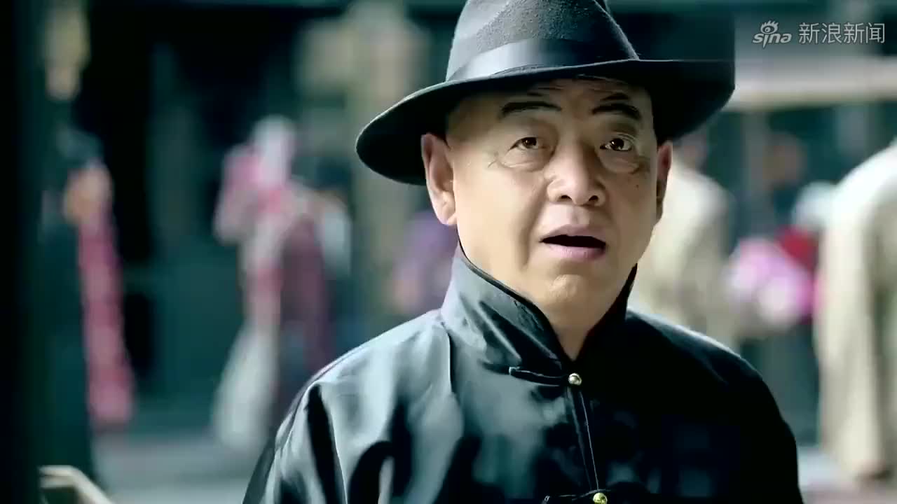 大佬微服私访风雷镇,竟带了三四百特工,哪料地头蛇直言:没用