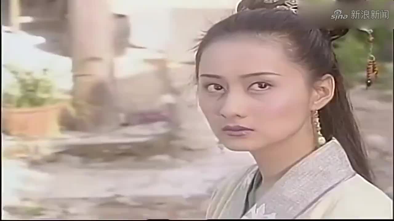 绝代双骄:江别鹤要带铁心兰去见他朋友,心兰出门看着小鱼儿