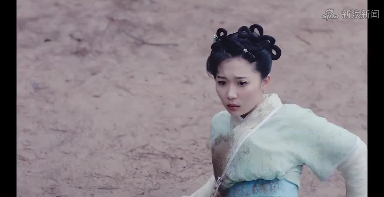 锦绣未央:丫鬟春茗故意刁难打骂未央,未央抢过鞭子就抽,太解气